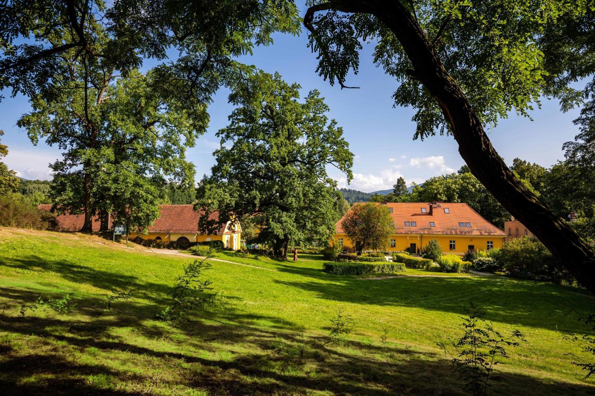 Apartamenty Ornamental Farm Bukowiec Bukowiec  Bagian luar foto